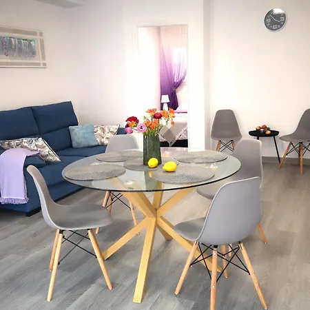 Apartment Dinamarca With 2 Bedrooms, 50 Mts From The Torrevieja