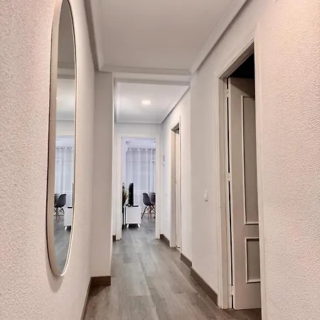 Apartment Dinamarca With 2 Bedrooms, 50 Mts From The Torrevieja